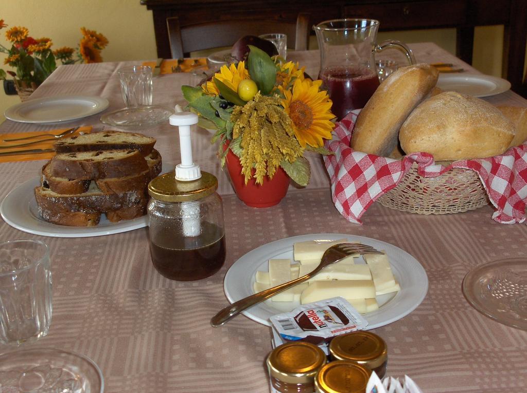 B&B La Gibiana Costigliole d'Asti Room photo
